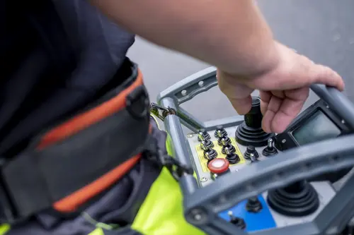 Kanalreinigung mit professioneller Ausrüstung Kanalreinigung mit professioneller Ausrüstung